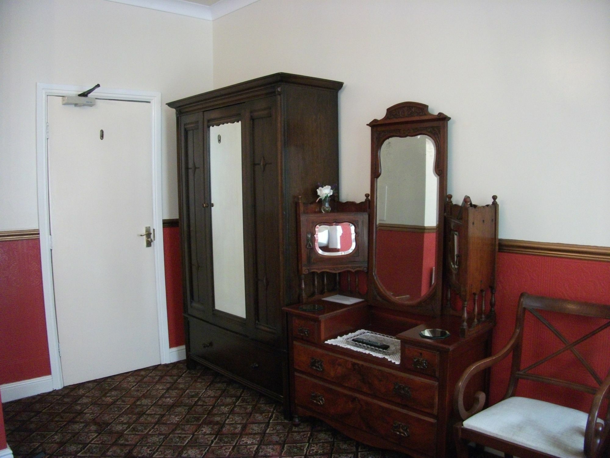 Bed and Breakfast The Chelsea Llandudno Zewnętrze zdjęcie